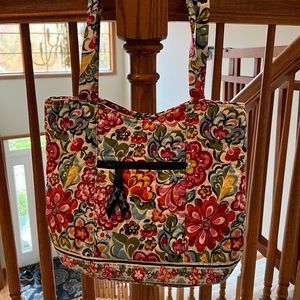 Vera Bradley medium sized tote purse